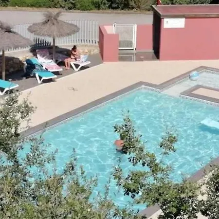 3 Etoiles - Piscine - Eecbhi אתר קמפינג *